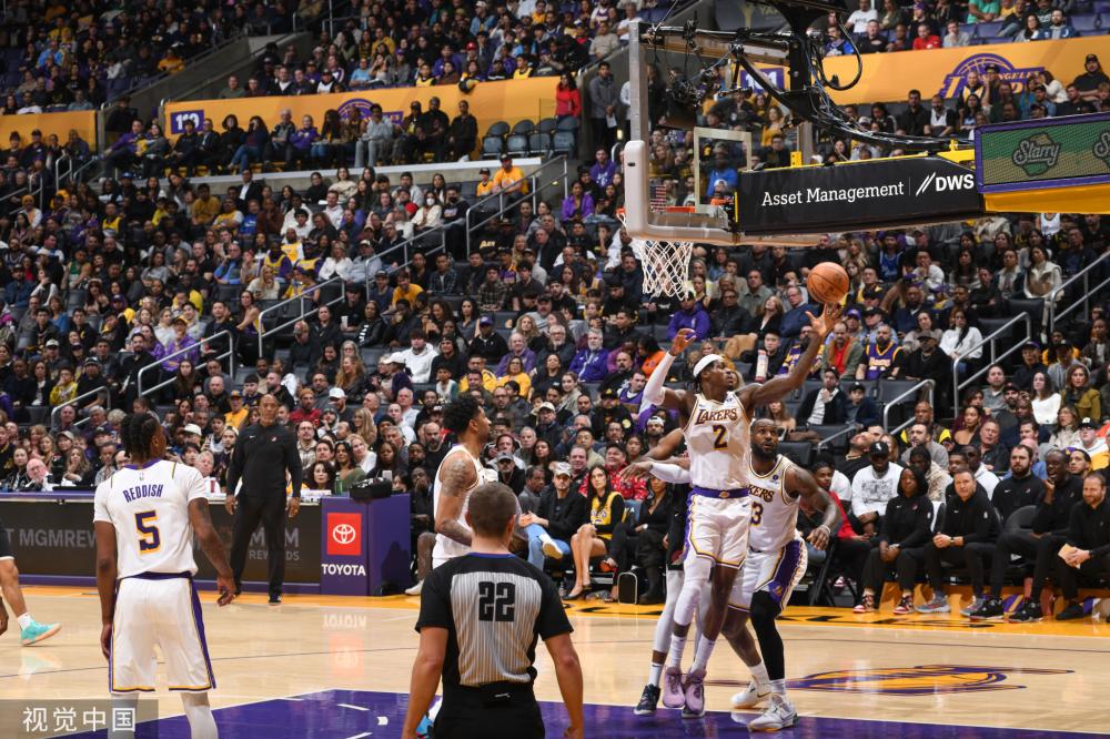 在今年的斯 在今年的斯