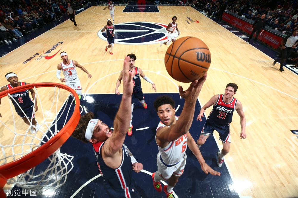 被外界寄予 被外界寄予